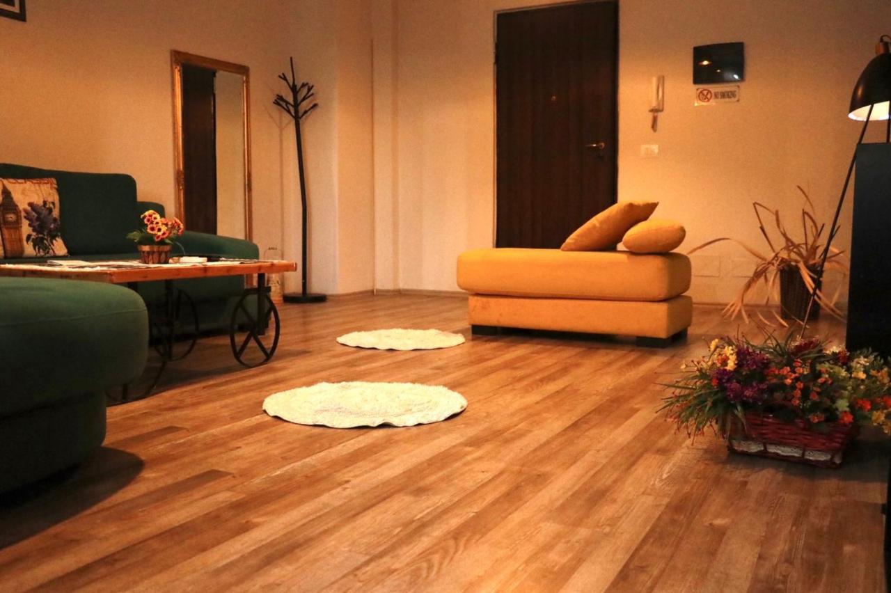 Ultra Apartments 'New Baazar' Tirana Zewnętrze zdjęcie